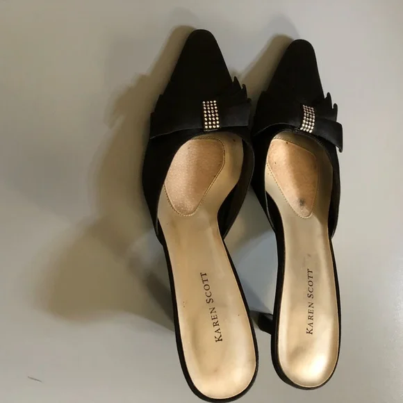 Karen Scott Black Satin Pointed Mule with Rhinestone Bow Accent - Picture 6 of 10